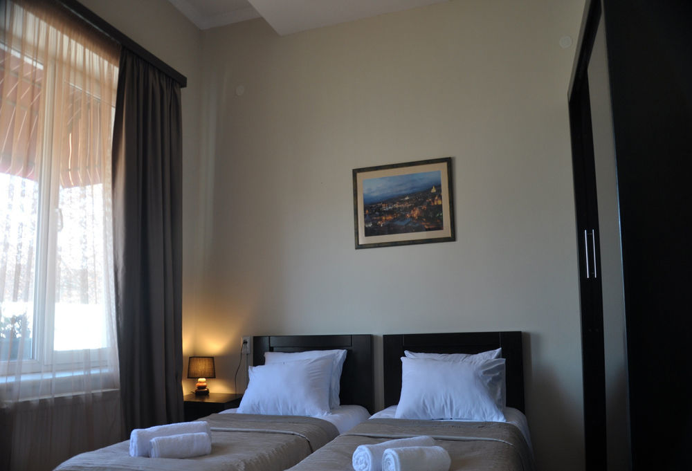Gold Star Hotel Tiflis Exterior foto